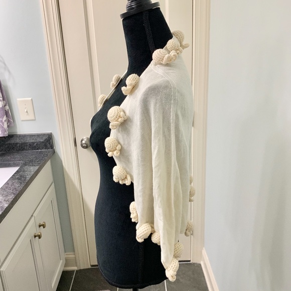 Anthro Moth Tan Crochet Pom Pom Cardigan M/L - Picture 3 of 5